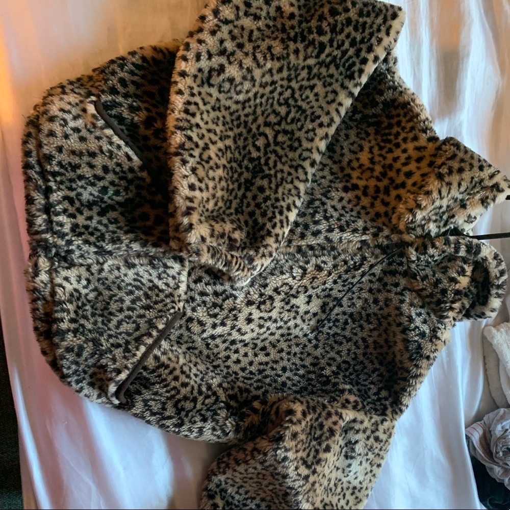 Vintage Leopard Print Puff Coat